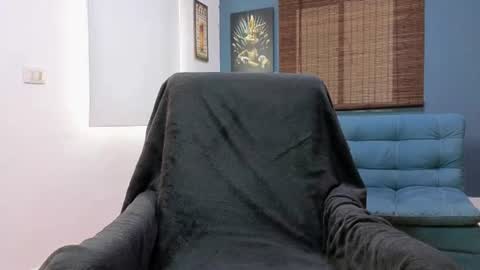 Snapshot of ethangreey1 chatting on 06/18/26, 02:32 ethangreey1 online show from 06/18/26, 02:32