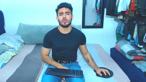 Ethan online show from 01/24/25, 07:07