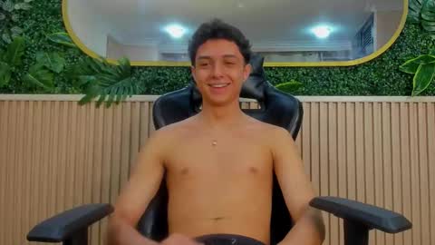 ethanlowell online show from 01/11/26, 04:06