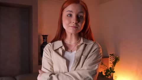 Lillie here and its my first day online show from 10/01/25, 01:39