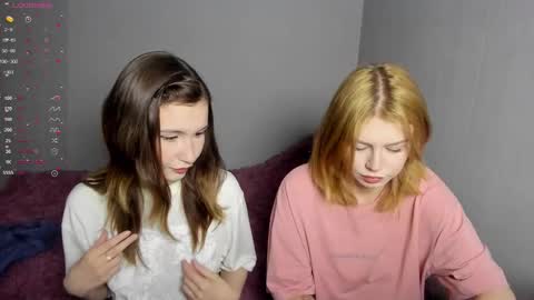 Veronica Tiia Lilith left to right online show from 12/19/25, 10:17