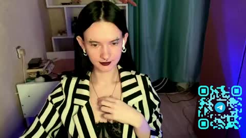 Kate online show from 04/19/26, 11:09