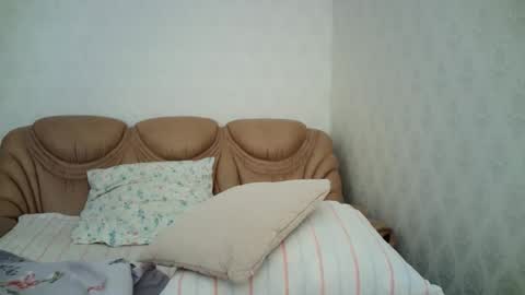 eva00186 online show from 10/03/25, 09:17