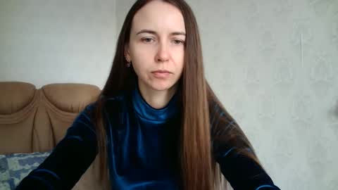 eva00186 online show from 10/18/25, 07:09