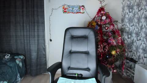 Eva online show from 01/06/25, 12:16