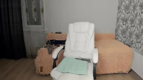 Eva online show from 12/03/25, 09:13