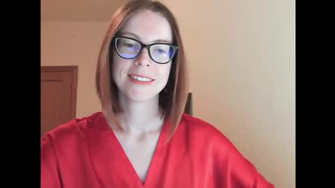 Snapshot of eva_cutesmile chatting on 09/23/25, 06:11 Eva online show from 09/23/25, 06:11