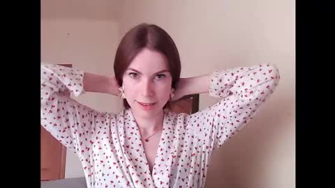 Snapshot of eva_cutesmile chatting on 09/26/25, 01:59 Eva online show from 09/26/25, 01:59