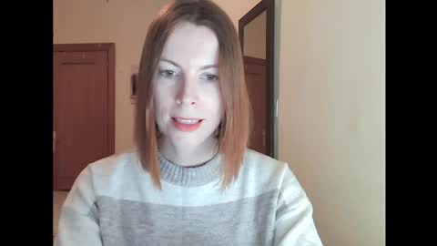 Snapshot of eva_cutesmile chatting on 11/18/25, 05:06 Eva online show from 11/18/25, 05:06