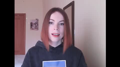 Snapshot of eva_cutesmile chatting on 01/16/26, 04:11 Eva online show from 01/16/26, 04:11