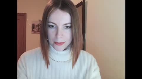 Snapshot of eva_cutesmile chatting on 02/02/26, 06:39 Eva online show from 02/02/26, 06:39