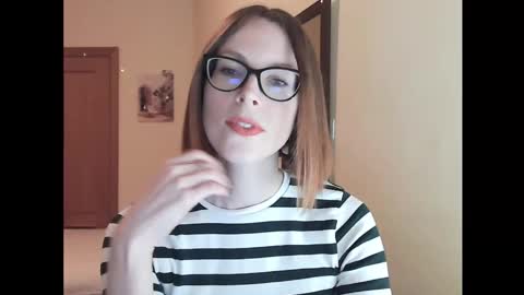 Snapshot of eva_cutesmile chatting on 02/28/26, 07:37 Eva online show from 02/28/26, 07:37