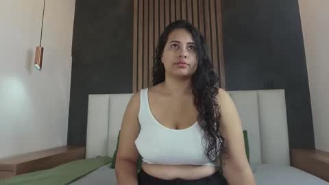 EVA DAEMON  online show from 12/05/25, 11:41