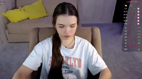 Eva online show from 11/09/25, 02:48