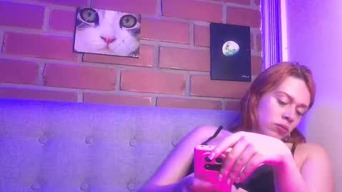 Snapshot of eva_dreams_1 chatting on 03/21/26, 07:57 eva_dreams_1 online show from 03/21/26, 07:57