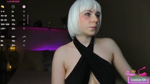Snapshot of eva_lawrence chatting on 06/14/26, 08:44 Eva online show from 06/14/26, 08:44