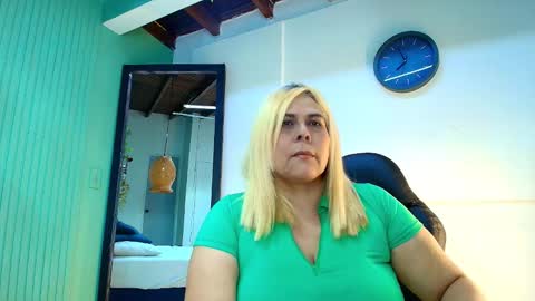 eva_love49 online show from 03/11/26, 07:31