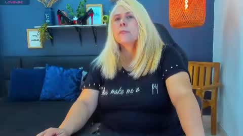 Snapshot of eva_love49 chatting on 07/04/26, 05:41 eva_love49 online show from 07/04/26, 05:41