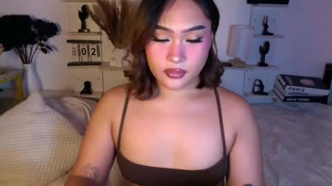 Queen Eva Mazikeen online show from 12/02/25, 11:48