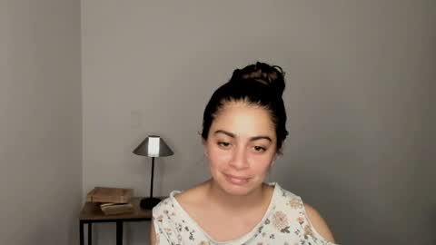 eva_monn online show from 04/01/26, 01:39