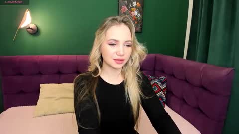 Eva 3 online show from 11/07/25, 02:00