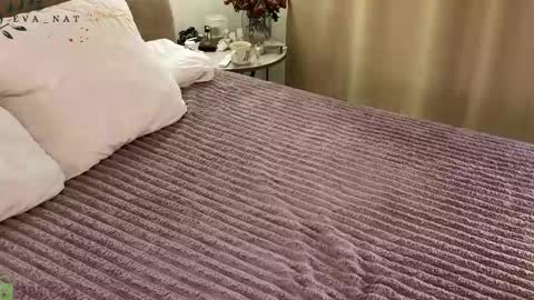 Eva online show from 04/10/26, 10:20