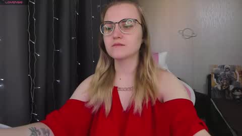 Eva online show from 04/19/26, 12:04