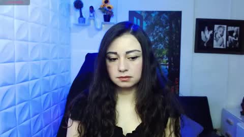 Eva online show from 12/01/25, 02:33