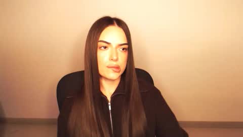 Eva online show from 10/15/25, 04:18