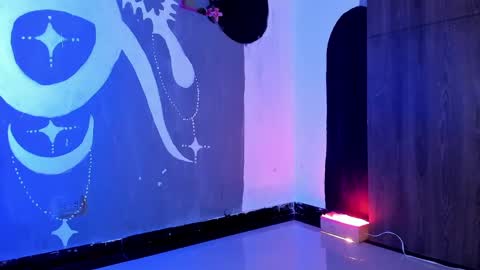 Eva  online show from 12/07/24, 06:32