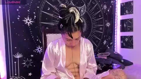 Eva  online show from 10/02/25, 07:15