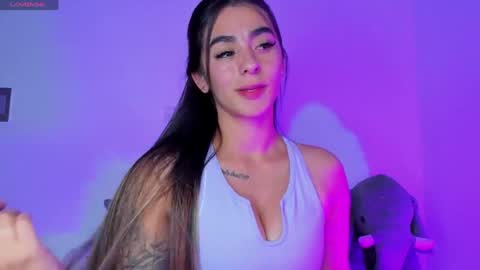 Eva Shinee online show from 04/16/26, 10:23