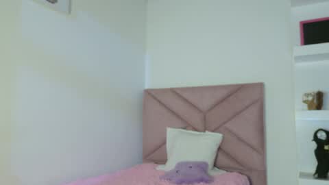 Snapshot of eva_sin18 chatting on 05/12/26, 12:30 Eva Sin online show from 05/12/26, 12:30
