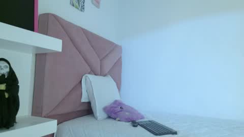 Snapshot of eva_sin18 chatting on 06/02/26, 11:29 Eva Sin online show from 06/02/26, 11:29