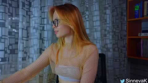 Hi there i am Eva and i wish create a nice community with you so join my Ticket Show for more pleasure online show from 02/04/25, 07:00