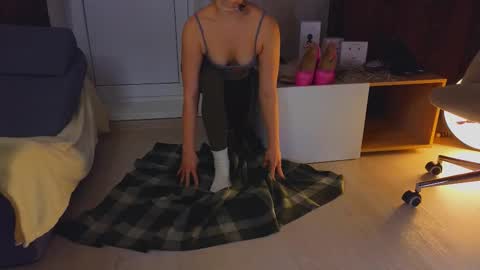 Hi there i am Eva and i wish create a nice community with you so join my Ticket Show for more pleasure online show from 02/20/26, 02:17