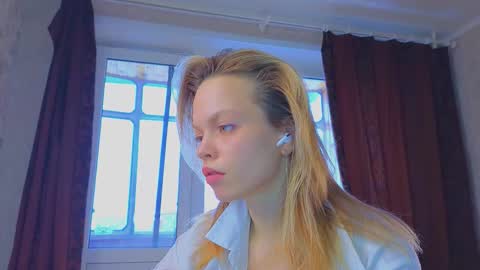 Hi there i am Eva and i wish create a nice community with you so join my Ticket Show for more pleasure online show from 02/28/26, 12:39