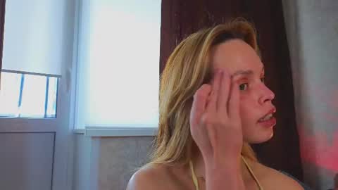 Snapshot of eva_sinn chatting on 07/31/26, 01:43 Hi there i am Eva and i wish create a nice community with you so join my Ticket Show for more pleasure online show from 07/31/26, 01:43