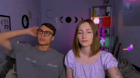 Snapshot of eva_smiith_ chatting on 09/11/25, 06:13 Eva online show from 09/11/25, 06:13