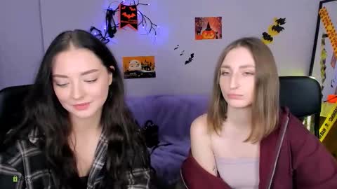 Snapshot of eva_smiith_ chatting on 10/20/25, 12:16 Eva online show from 10/20/25, 12:16