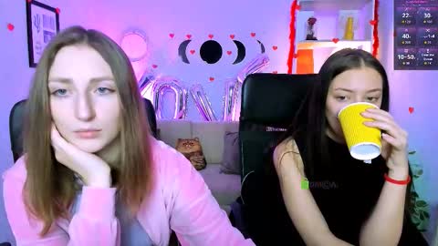 Snapshot of eva_smiith_ chatting on 02/13/26, 06:42 Eva online show from 02/13/26, 06:42