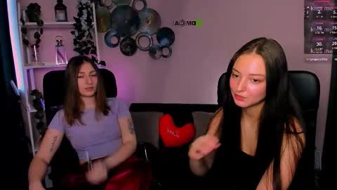 Snapshot of eva_smiith_ chatting on 03/06/26, 06:54 Eva online show from 03/06/26, 06:54