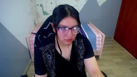 eva_smit_t online show from 12/14/25, 02:50
