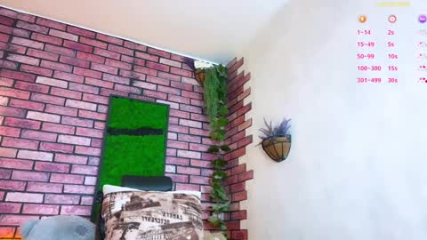 Snapshot of eva_starxxxxx chatting on 01/28/25, 08:04 Eva online show from 01/28/25, 08:04