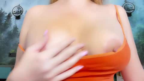 Snapshot of eva_starxxxxx chatting on 10/17/25, 06:05 Eva online show from 10/17/25, 06:05