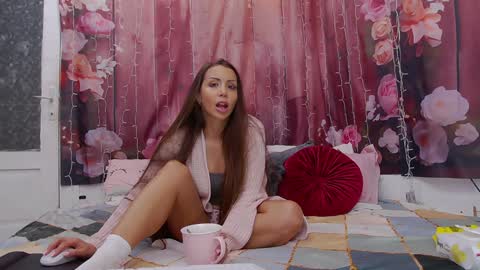 Snapshot of eva_sweetyx chatting on 02/04/25, 03:26 Eva online show from 02/04/25, 03:26