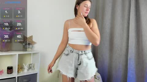 Snapshot of eva_toy chatting on 12/22/24, 03:22 eva_toy online show from 12/22/24, 03:22