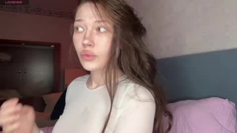 eva varnerr online show from 04/10/26, 07:18