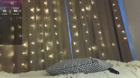 Snapshot of eva_vex chatting on 12/18/24, 01:34 Hello Im Eva online show from 12/18/24, 01:34