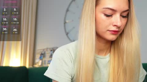 Snapshot of eva_vex chatting on 02/05/25, 08:43 Hello Im Eva online show from 02/05/25, 08:43